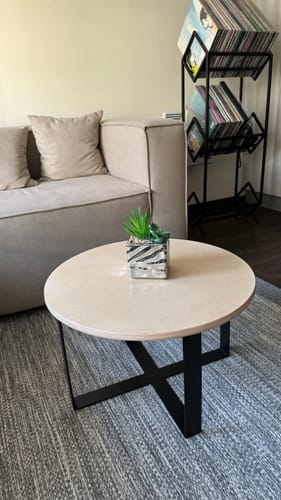 Customer photo review of Mesa de centro Redonda 60 x 40 | MIMA