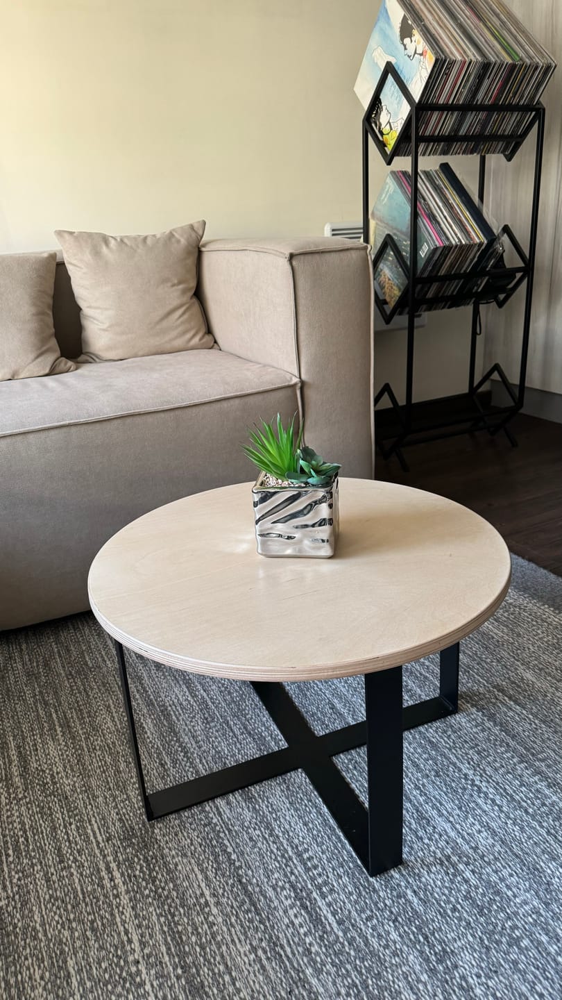 Customer photo review of Mesa de centro Redonda 60 x 40 | MIMA