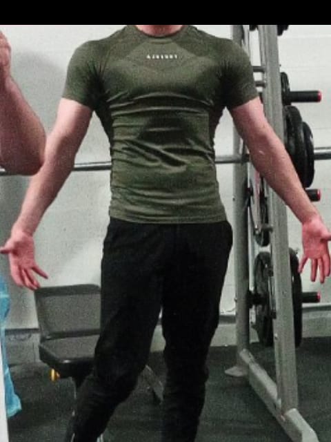 Customer photo review of 476 - Stealth Compression Tees