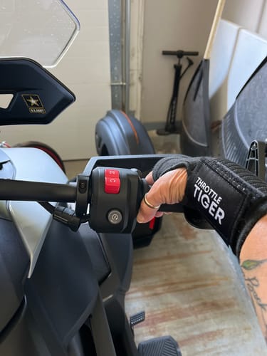 Customer photo review of Motorcycle Wrist Support - Ride Without Wrist Pain