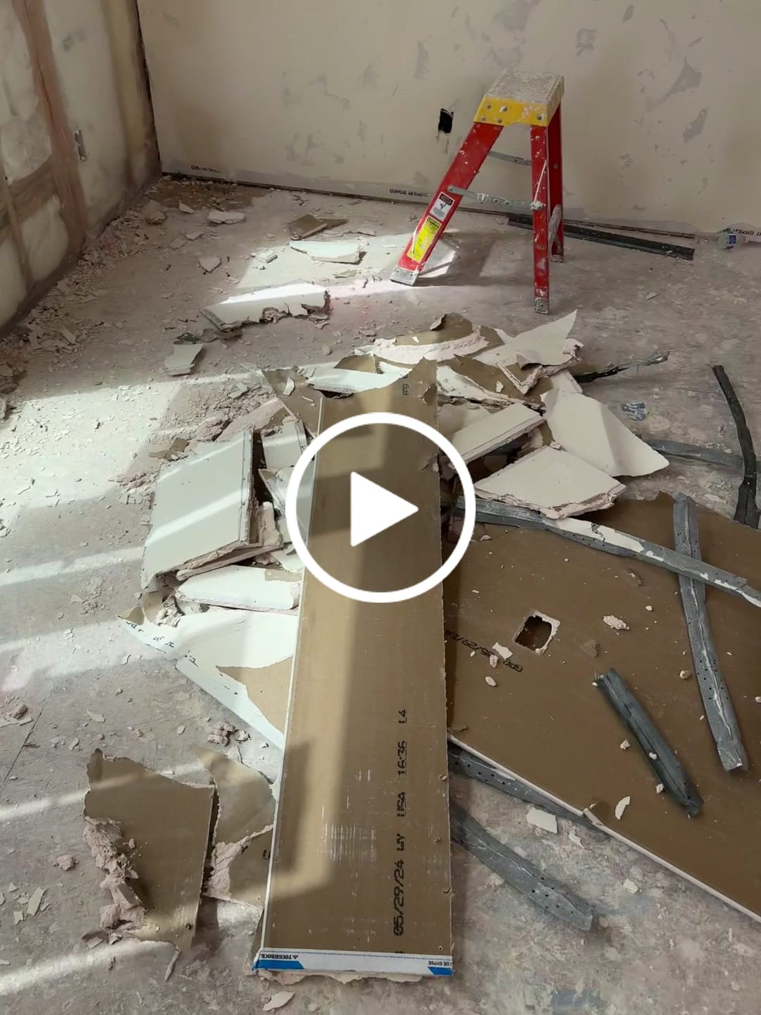 Customer video review of MagMaster Pro | Magnetic Tool and Hardware Holder