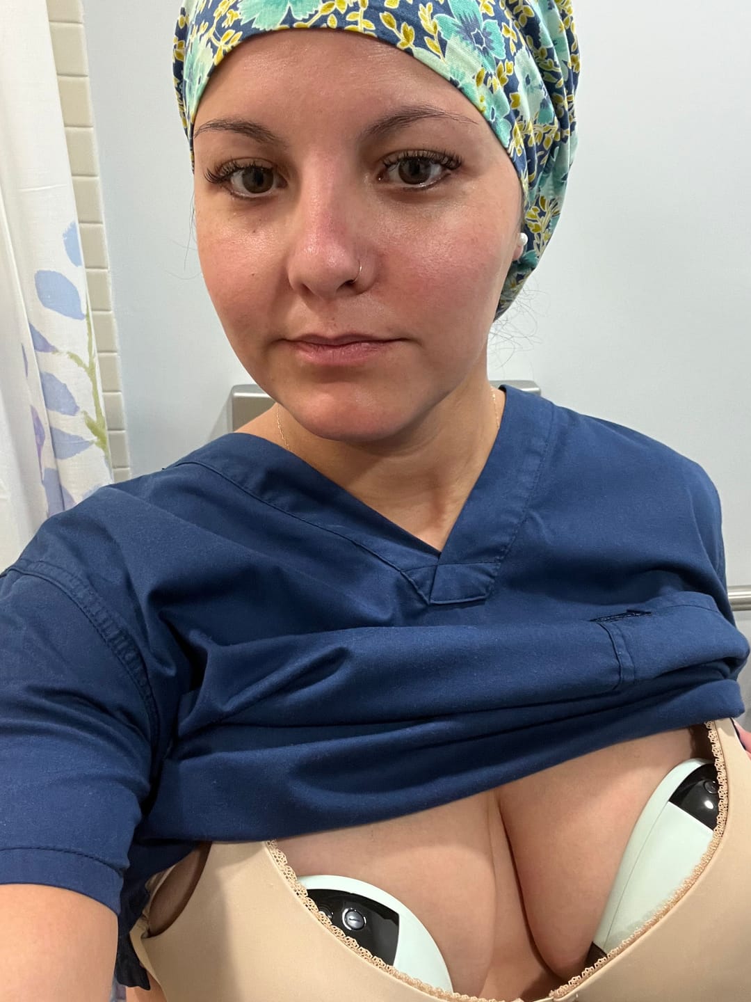 Customer photo review of Zomee Fit Wearable Hands Free Breast Pump
