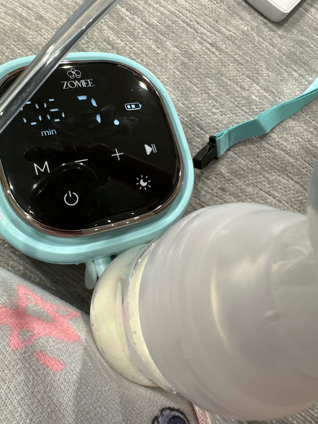 Customer photo review of Z2 Double Electric Breast Pump