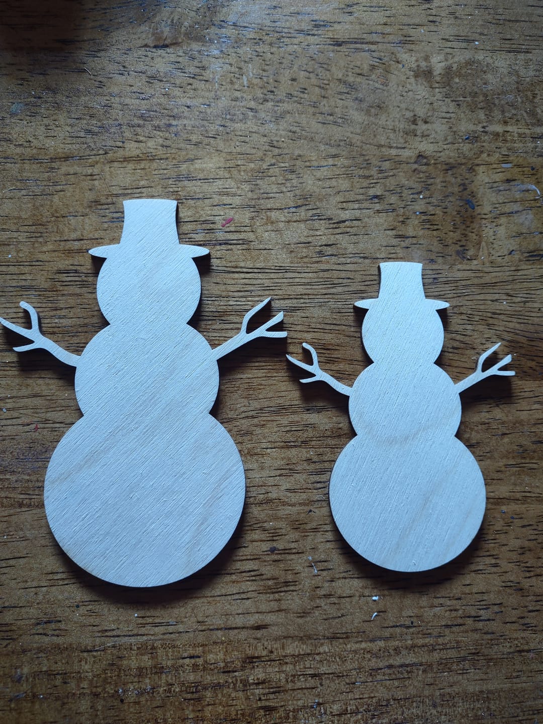 Customer photo review of Unfinished Wood Snowman Shape - Winter Decor - Craft - up to 24" DIY
