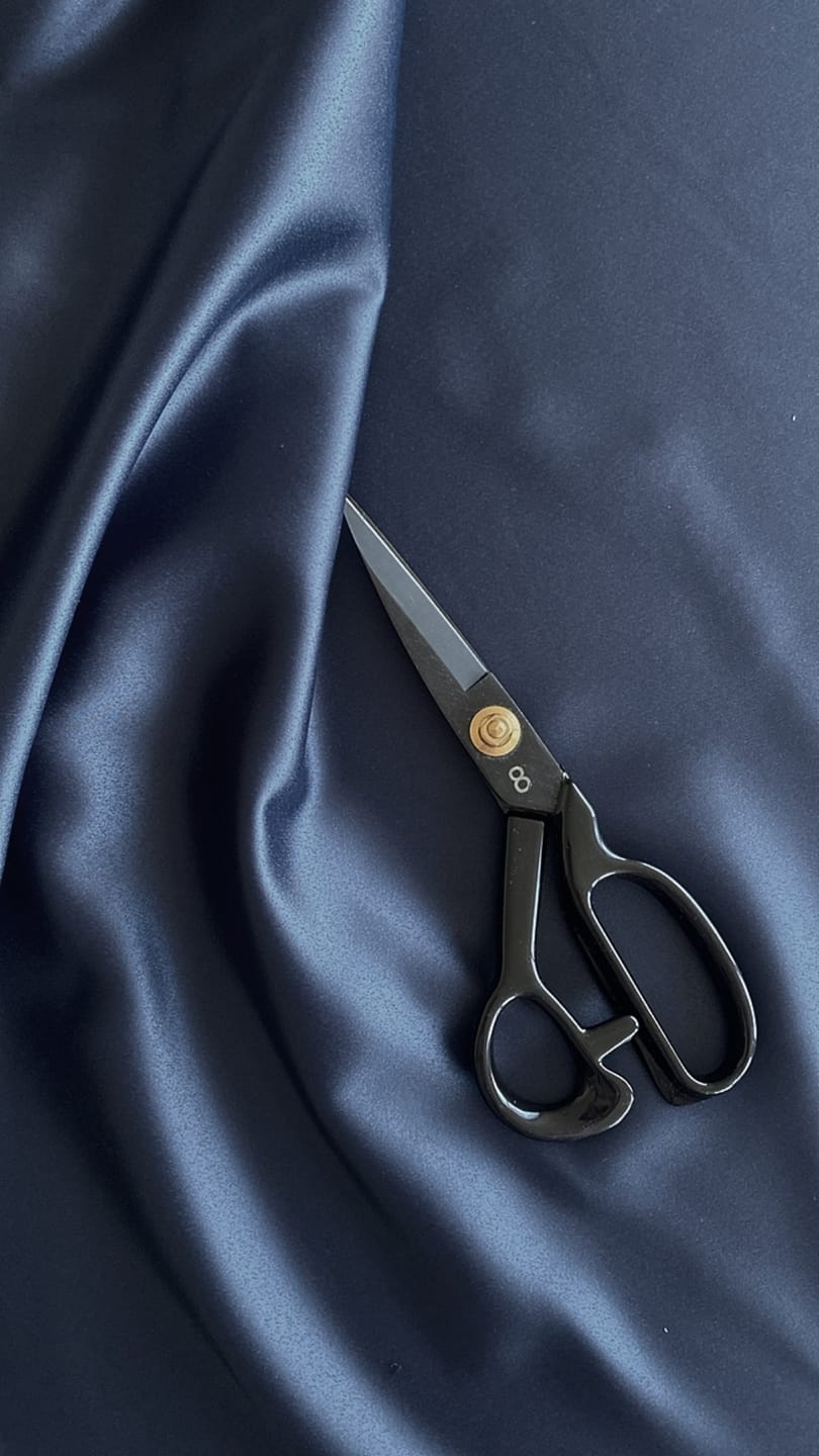 Customer photo review of Tafta Elastica Premium Bleumarin