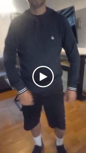 Customer video review of Sudadera Ligera De Tacto Suave