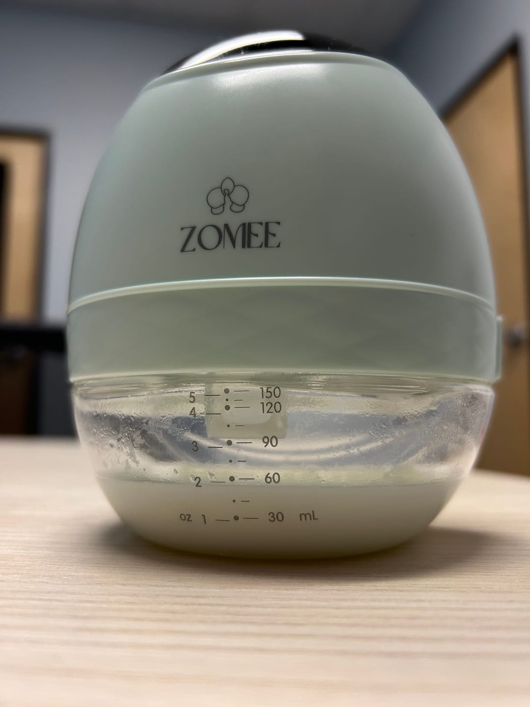 Customer photo review of Zomee Fit Wearable Hands Free Breast Pump