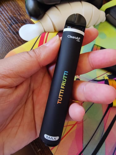 Customer photo review of 500mg CBD Vape Pen | CleanAF MAX