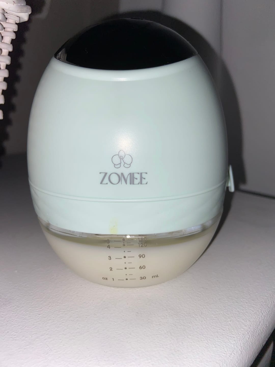 Customer photo review of Zomee Fit Wearable Hands Free Breast Pump