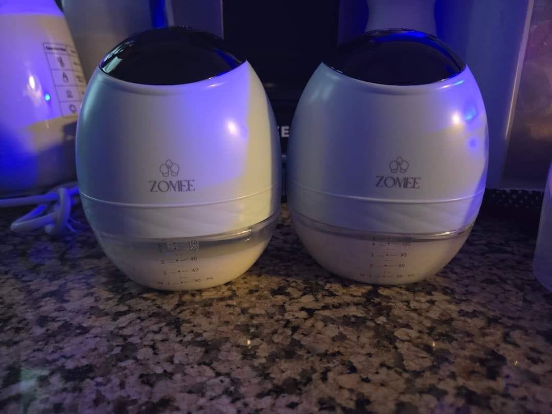 Customer photo review of Zomee Fit Wearable Hands Free Breast Pump