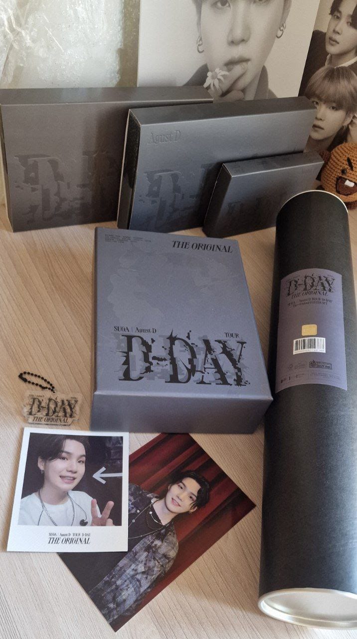 Customer photo review of BTS SUGA - D-DAY 1ST SOLO ALBUM