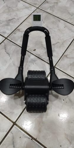 Customer photo review of Vixinx FlexiPosture™ - Ab Roller