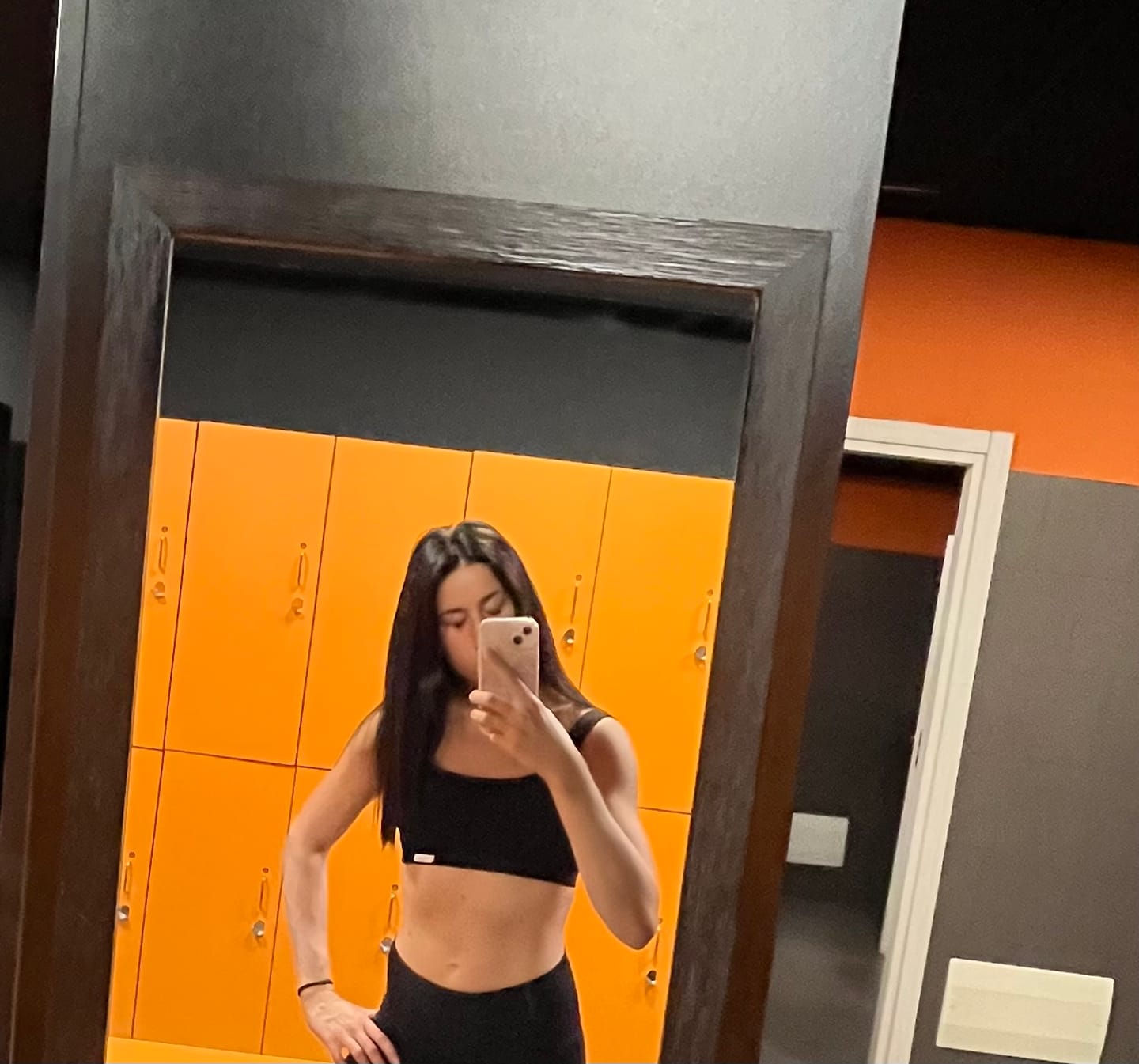 Customer photo review of Top CALIPSO Nero Costine