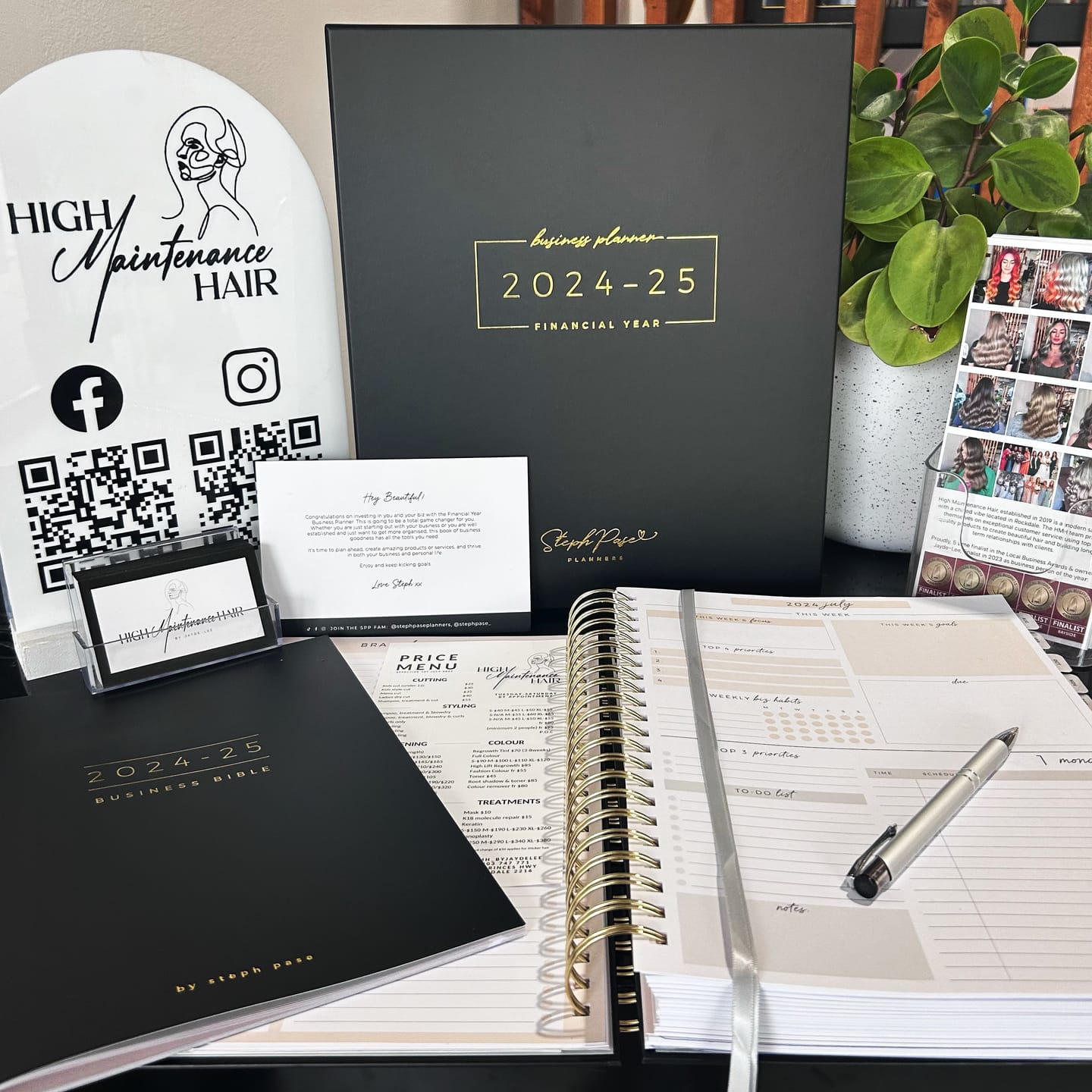 Customer photo review of 2024/25 Financial Year Business Planner - BLACK