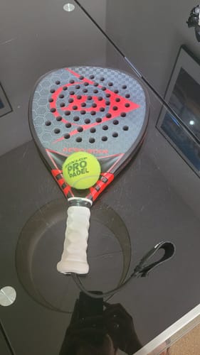 Customer photo review of Bullpadel Hesacore Wit