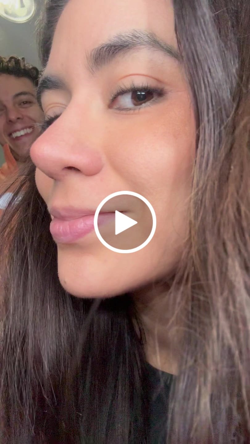 Customer video review of Translucent Powder / Polvo Traslúcido