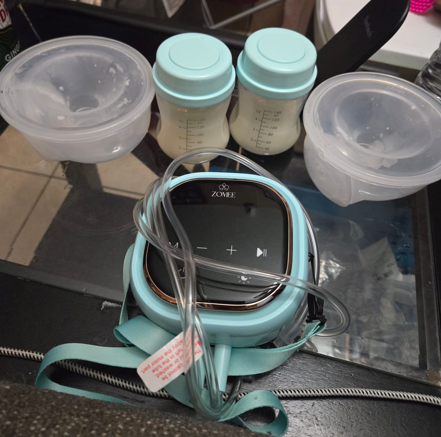 Customer photo review of Z2 Double Electric Breast Pump