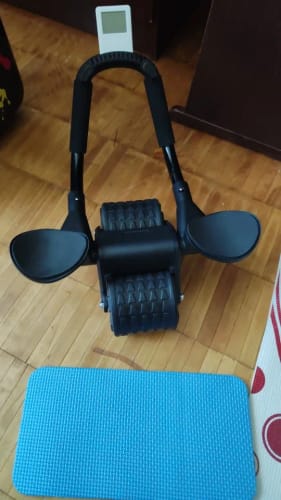 Customer photo review of Vixinx FlexiPosture™ - Ab Roller