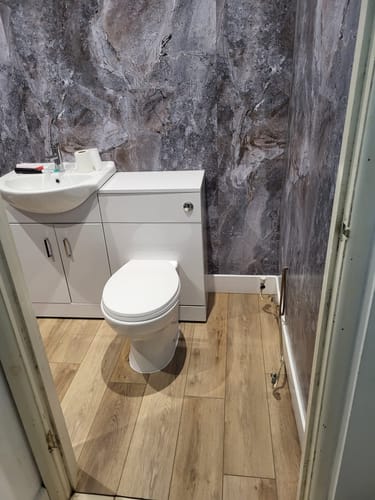 Customer photo review of Mayford Combination 1700 Shower Bathroom Suite