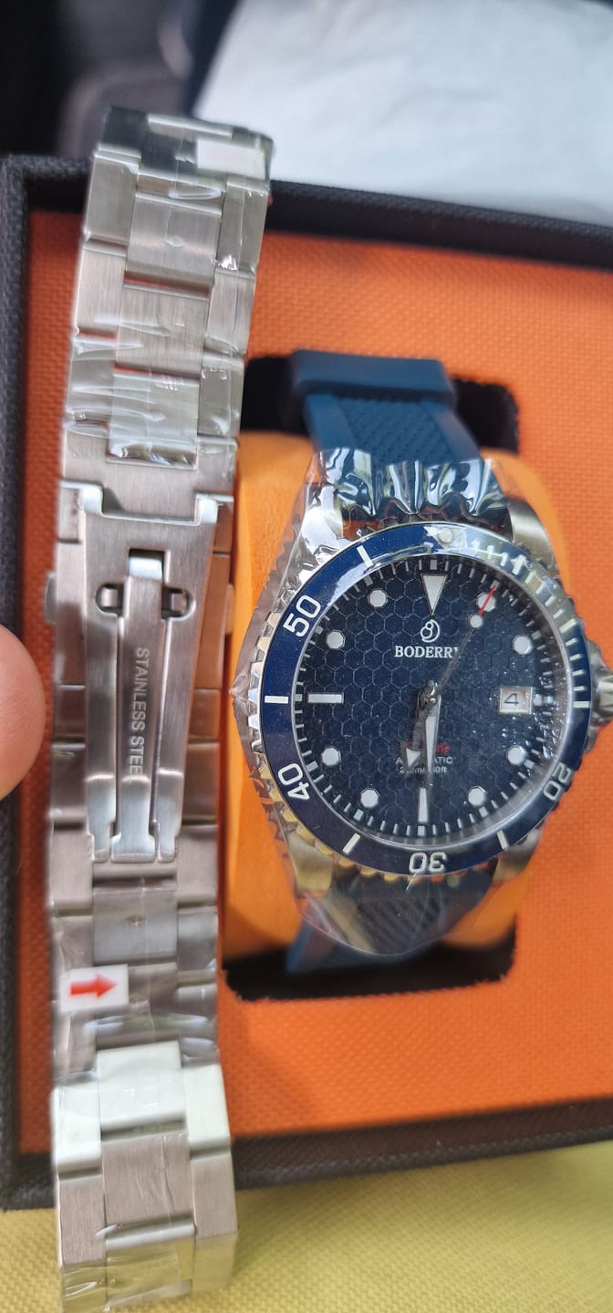 Customer photo review of SEATURTLE.OCEAN(TITANIUM) - Automatic Titanium Diver Watch | Sea Blue/Ti-bracelet