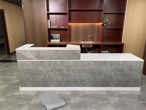 Customer photo review of Company Reception Desk（East Coast）