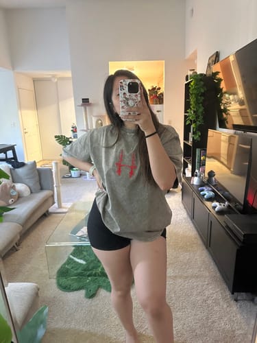 Customer photo review of CHOSO EMBROIDERED ACID WASH TEE