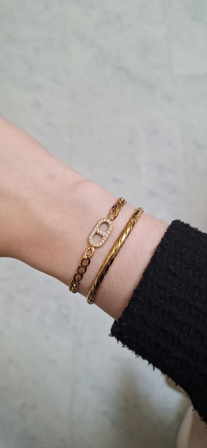 Customer photo review of Cavo Armreif | 18K vergoldet