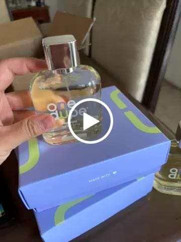 Customer video review of Perfume inspirado en Eilish de Billie Eilish