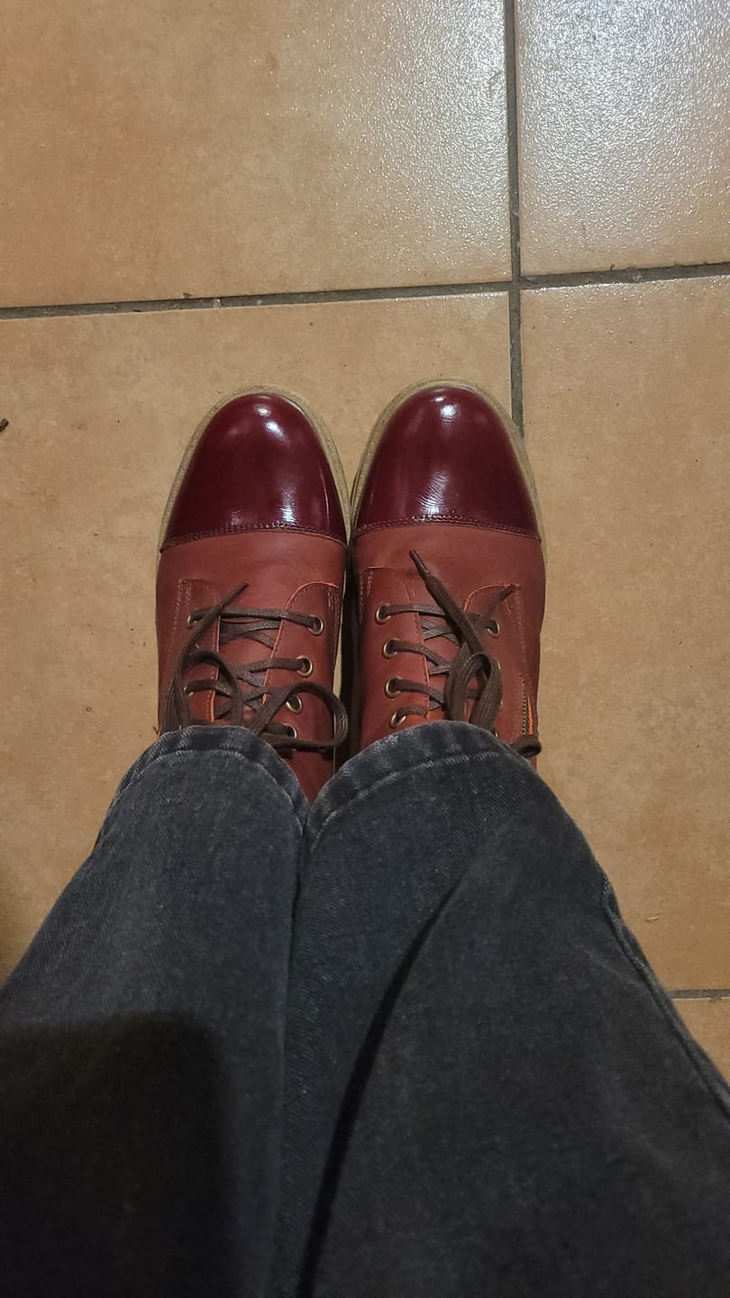Customer photo review of Botin Mujer / Sotaqui Burdeo