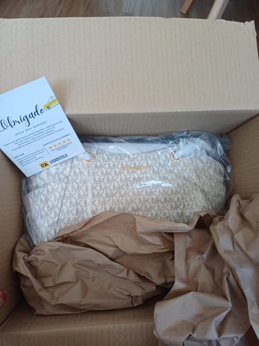 Customer photo review of Jet Set Large Signature Logo Shoulder Bag (VANILLA)