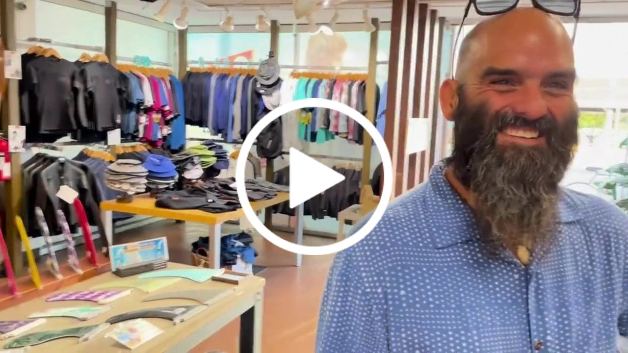 Customer video review of HawaiianSouthShore Knit Surfboard Sock Stretch Mesh Non-Stick SHORTBOARD- Fits shortboards up to 6'6" Hybrid