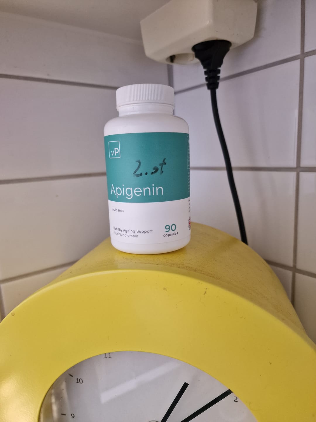Customer photo review of Apigenin