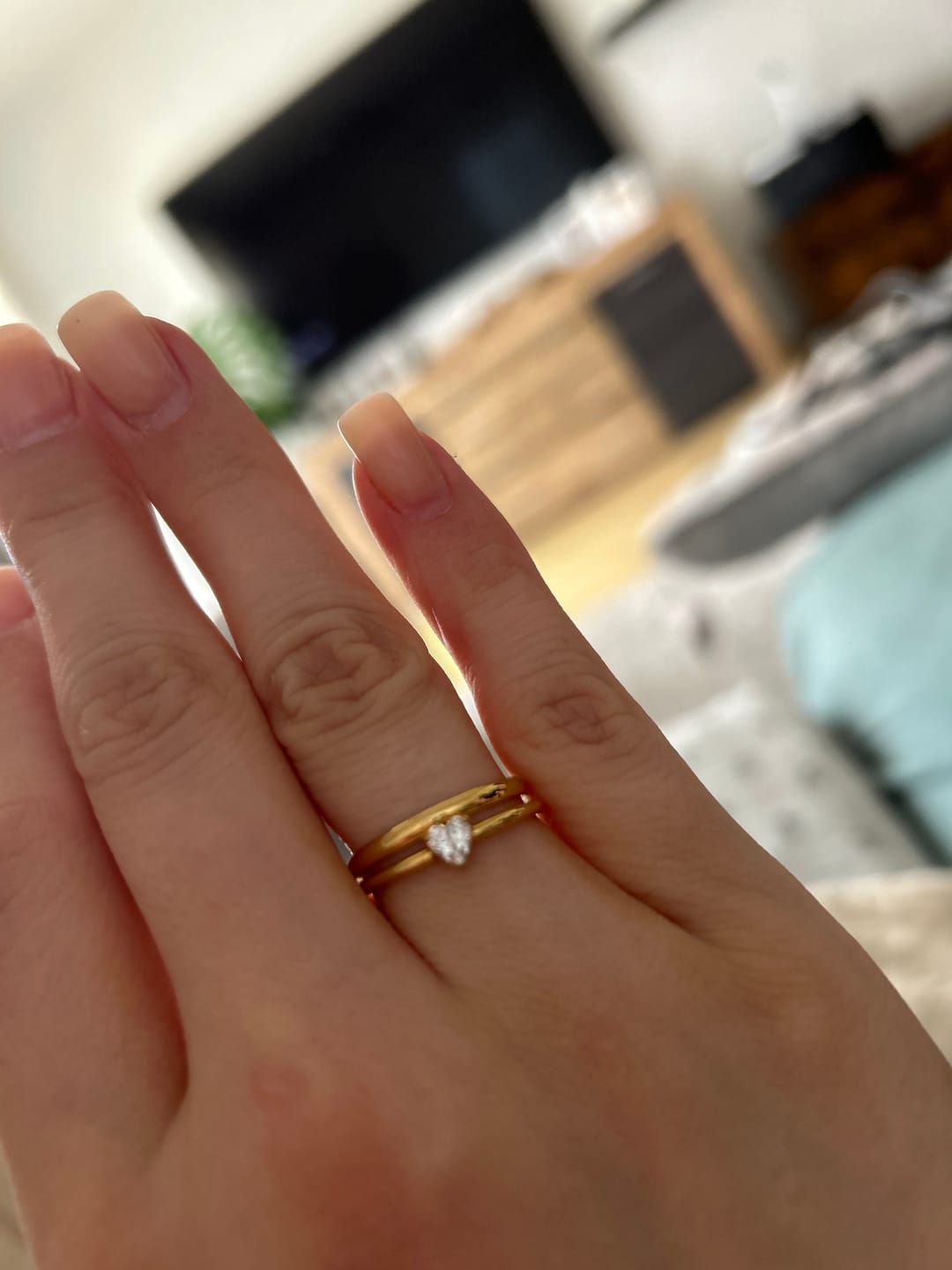 Customer photo review of Thin Lena Ring | 18K vergoldet