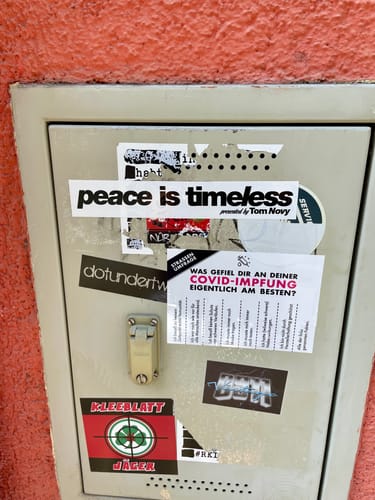 Customer photo review of STICKER / AUFKLEBER (10 STK.) • STRASSENUMFRAGE