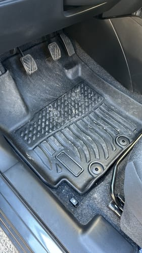 Customer photo review of PREVENTA Pisos Calce Perfecto Suzuki Swift años 2021 al 2024