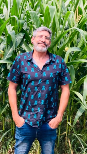 Customer photo review of Chemise à manches courtes pour hommes, crâne Punk Rock, vacances plage, coton respirant, Cool, été