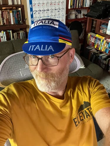 Customer photo review of Maglia Azzurra Italia Retro Cycling Cap