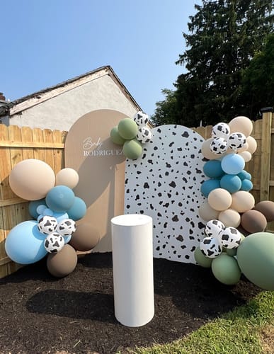 Customer photo review of Create Your Own Color Mix - DIY Balloon Garland Kit