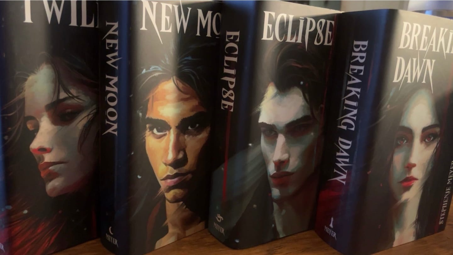 Customer photo review of Twilight Dust Jackets