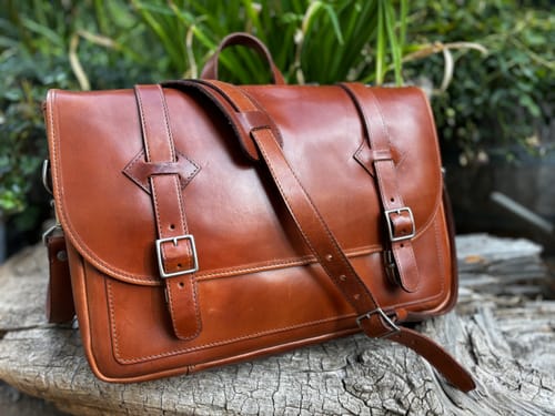 Customer photo review of No.72 | 'Buck Brown' Leather Messenger Bag