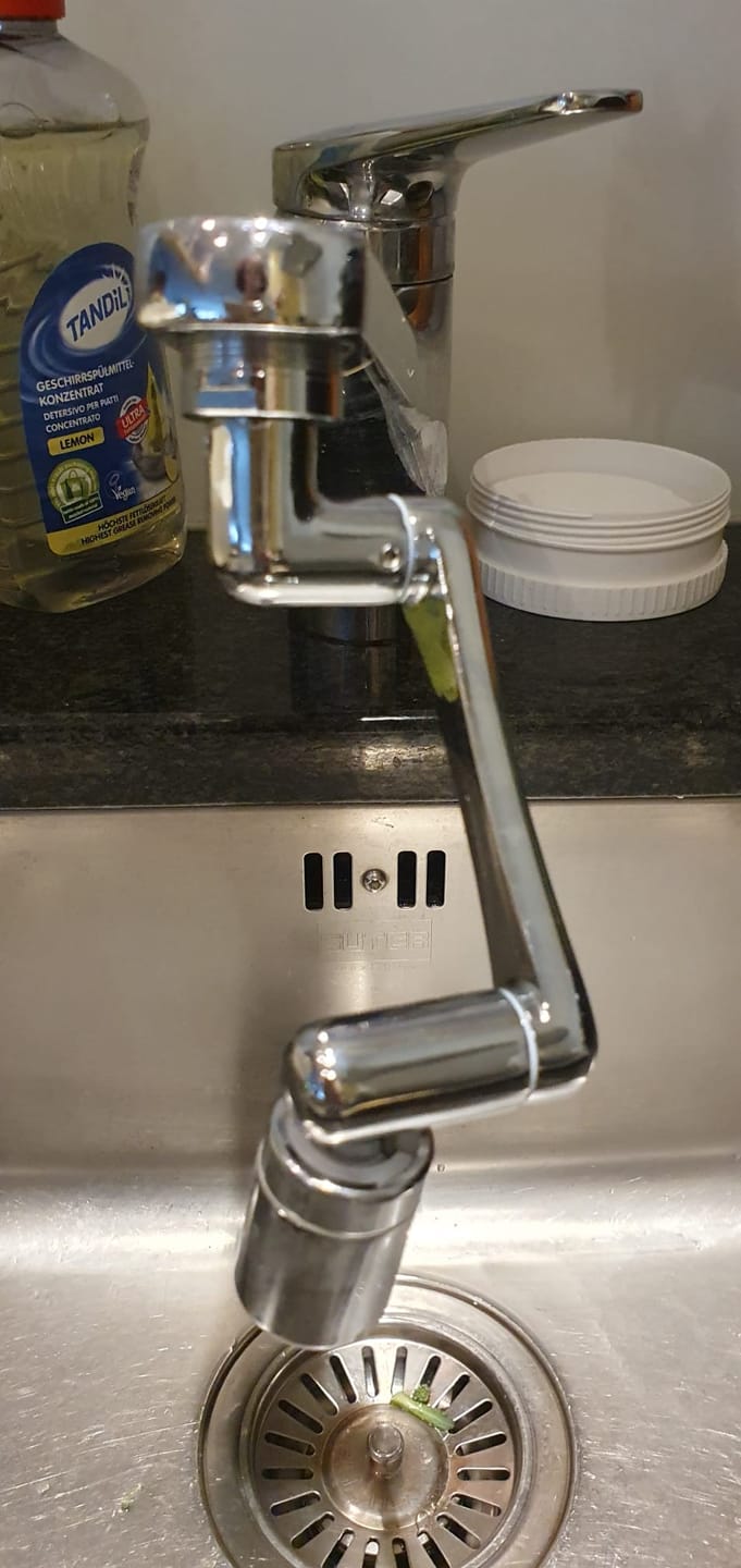Customer photo review of Swivel™ 2.0 | Der NEUE 1440° drehbare Wasserhahn Aufsatz