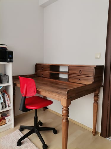 Customer photo review of Ceviz Ofis ve Çalışma Masası - 2 Çekmece ve 2 Raflı Ofis Masası(El Yapımı)