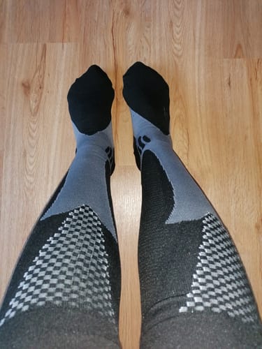 Customer photo review of Minasa - Kompressionsstrümpfe für schmerzfreie Beine und Füße