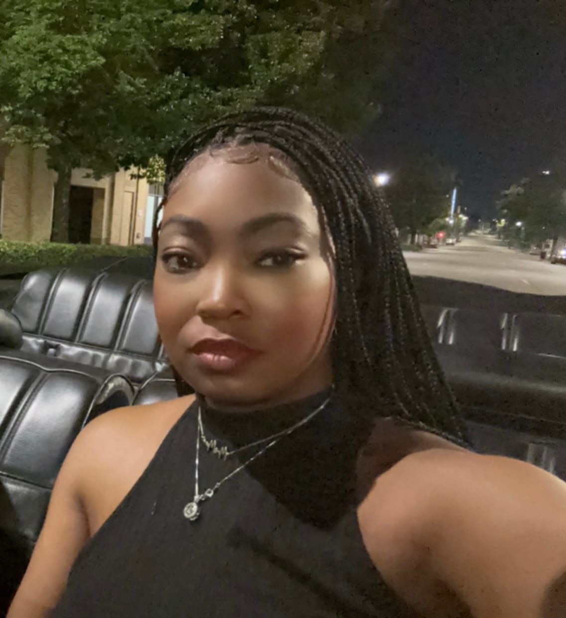 Customer photo review of Shade Knotless Braid Wig, Swiss Full Lace, Color 1B (Ready To Ship)