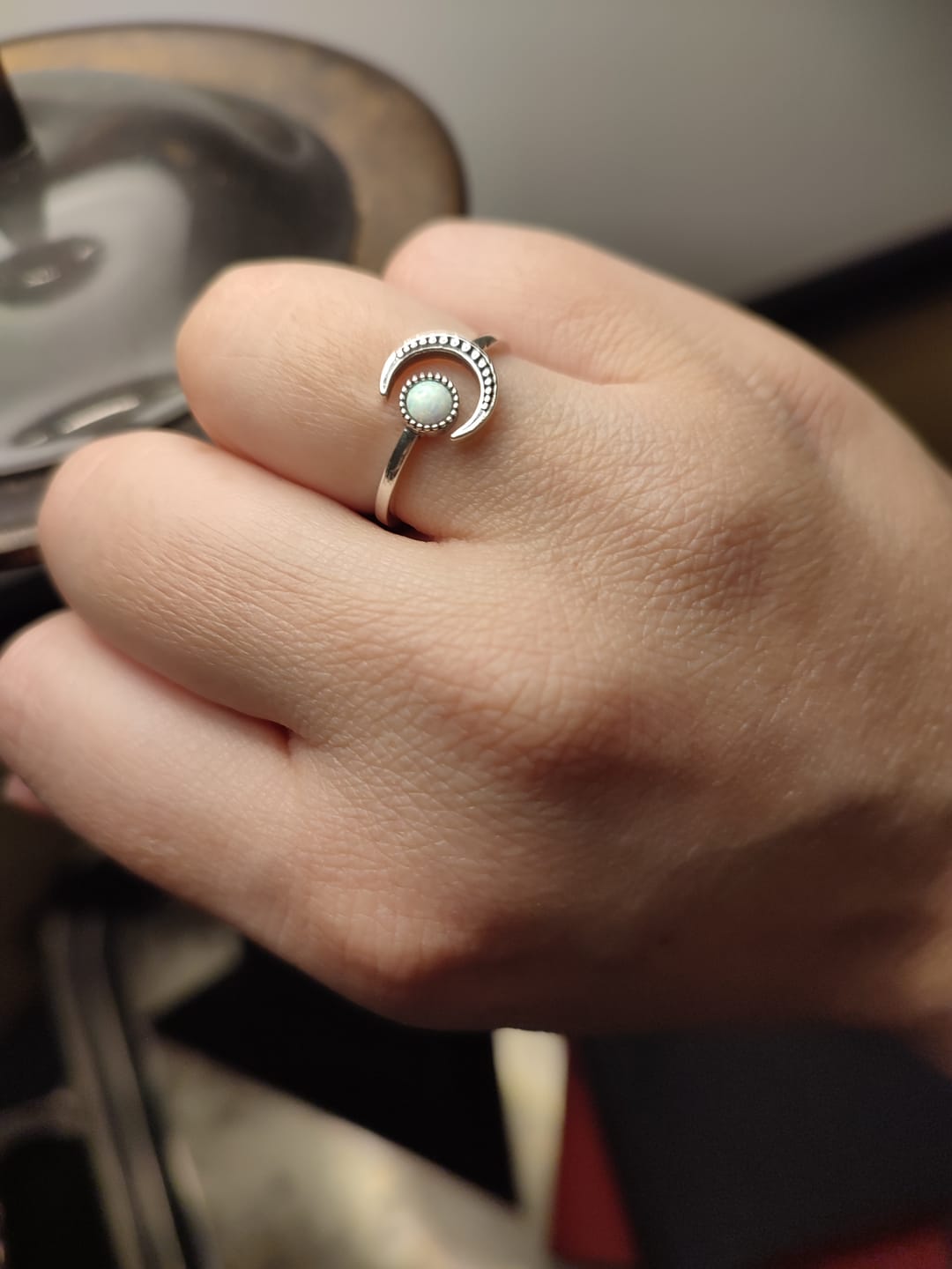 Customer photo review of Anillo Lunar
