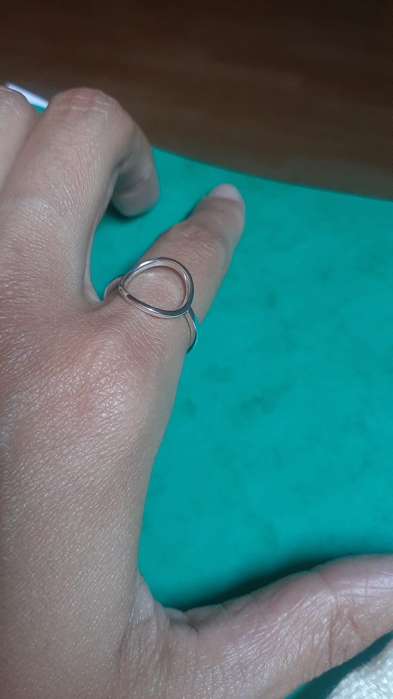 Customer photo review of Anillo Ovali