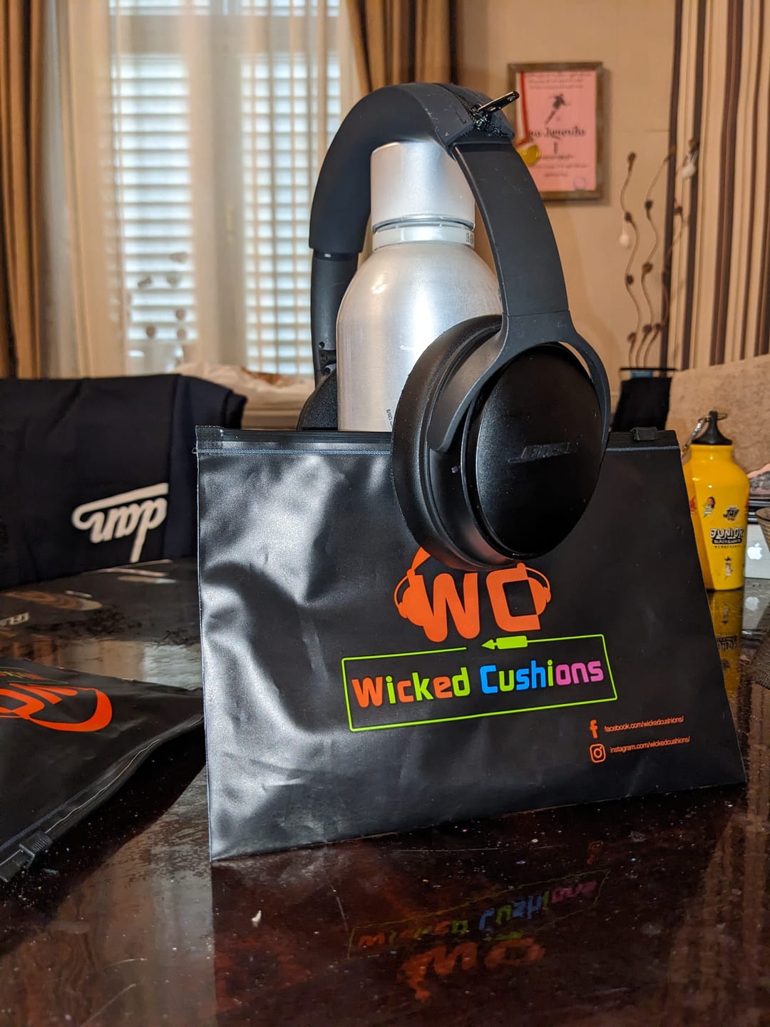 Customer photo review of Bose QuietComfort Silicone Headband Cover - WC BandZ QC