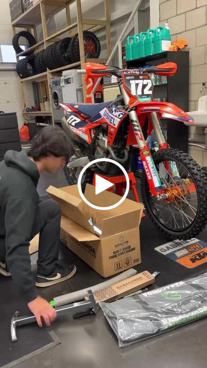 Customer video review of Rabaconda Dirt Bike Tire Changer