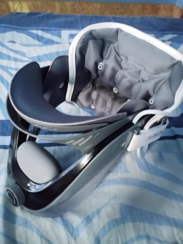 Customer photo review of AeroNex Neck Traction Device