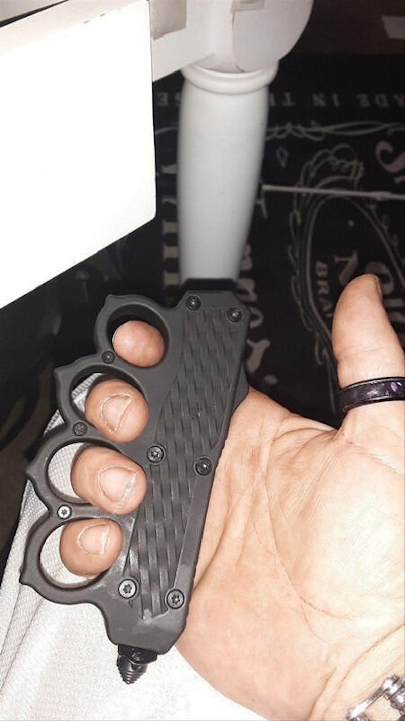 Customer photo review of Tactical Knuckle OTF Knife